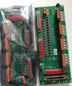 Placa de salida Honeywell 1 pieza MC-TAOY22 51204172-175 envío rápido - Imagen 1 de 3