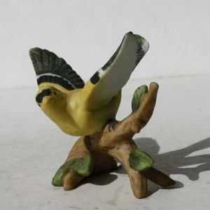 Estatuilla Periquito Canario Lefton Hojas de Árbol Cerámica Porcelana Pintada a Mano --- - Imagen 1 de 1