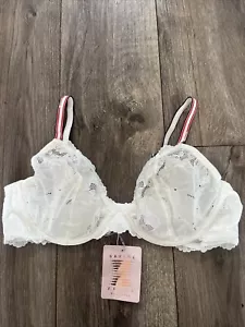 SERVIERPLATZ UNGEFÜTTERTER SPITZENTAUCHBH SAVAGE FENTY VON RIHANNA HAZY WEISS 38B - Bild 1 von 5
