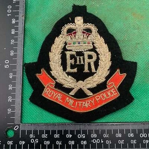 Ejército Británico Lingote Bordado Blazer Insignia - Real Militar de la Policía - Picture 1 of 4