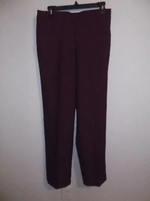 ALFRED DUNNER - WOMEN - PANTS - WINE - SIZE 8  Short (AC-26-170x2) - Image 1 of 2