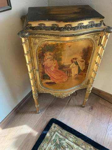 BEAUTIFUL ANTIQUE VICTORIAN HAND PAINTED MUSIC CABINET  ***LOCAL PICK UP ONLY*** Cover