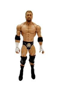 2011 MATTEL WWE TRIPLE H   WRESTLING ACTION FIGURE  LOOSE FIGURE  - Picture 1 of 3