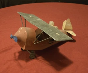 Handgefertigte 40er Jahre Hommage an den Ersten Weltkrieg, aus Metall gebaut und handbemalt - Bild 1 von 5