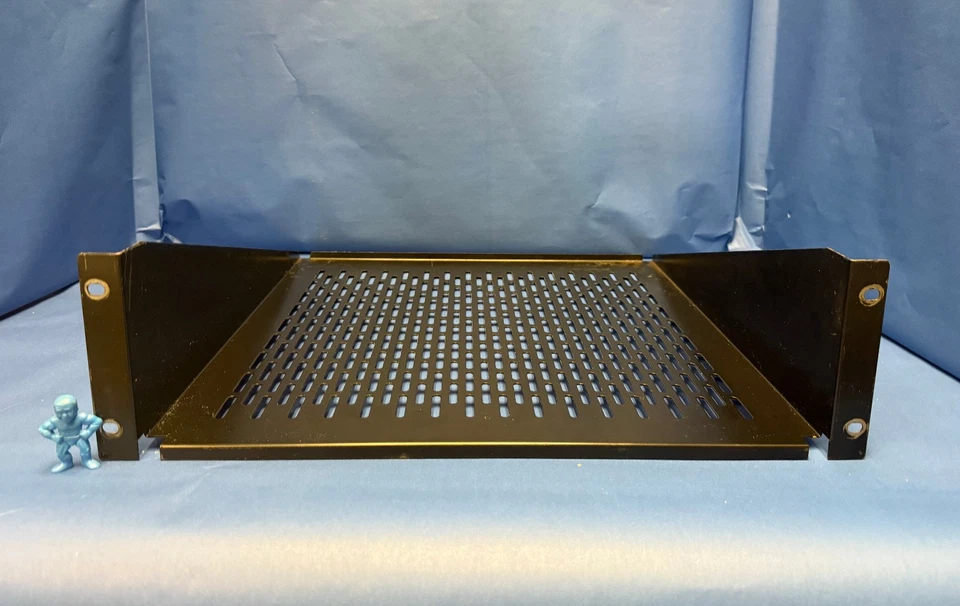 Black Box RMTS05B 19" Rackmount Vented Fixed Shelf - Image 1 of 4