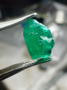 Very Fine Columbian Emerald rough 1.31ct Finest Quality NO RESERVE