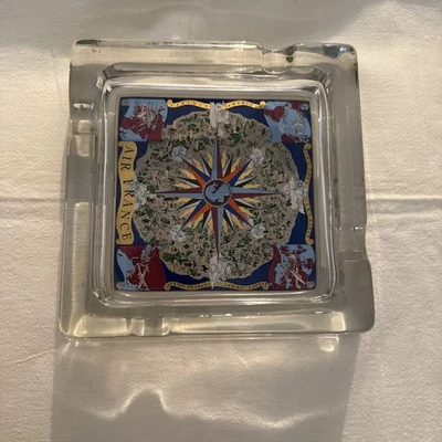 W. Lucien Boucher Mapa Aéreo Bandeja de Cenizas de Puro Mapa Europa Oriente Extremo Pesado Grueso Foto 1 de 4