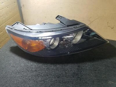 KIA SORENTO RIGHT HEADLAMP XM, XENON TYPE, 10/10-09/12 - image 1 of 4