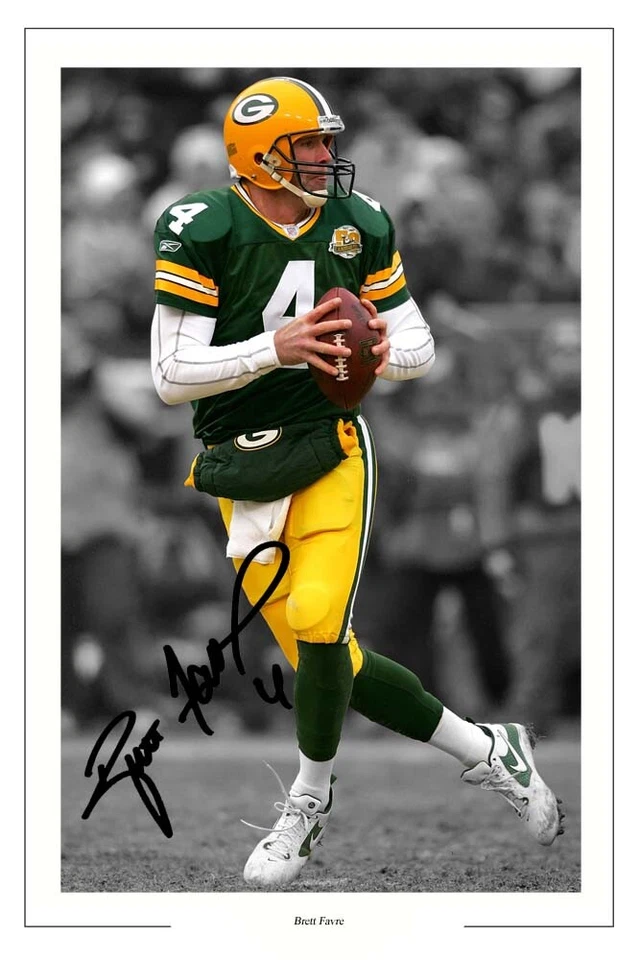 BRETT FAVRE SIGNED PHOTO PRINT AUTOGRAPH NFL FOOTBALL GREEN BAY PACKERS  - Image 1 of 1