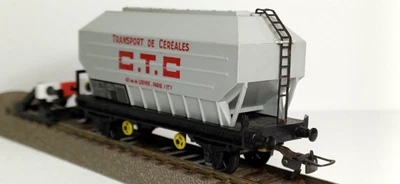 HOrnby acHO MECCANO 706 HO Wagon Trémie Transport De Céréales C.T.C. SNCF 1:87 - Photo 1/4