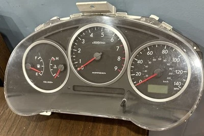 Cuadro de instrumentos Subaru Impreza WRX 2004 - M/T USDM - 92.837 millas Foto 1 de 4
