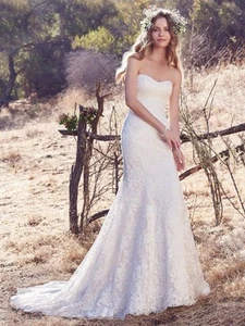 Maggie Sottero, Jaslynn/7MC928,Sze 16, Antique Ivory Lace Wedding Dress, Sample - Picture 1 of 9
