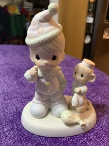 Figura Precious Moments Somebody Cares Crying Boy 1997 edición limitada 522325 - Imagen 1 de 10