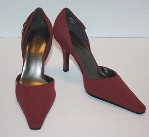 NEU Gloria Vanderbilt rot Wildleder 3" Absatz Pumps Größe 6 1/2M GVSODAPOP Versand KOSTENLOSER B - Bild 1 von 1