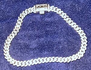 The GLD Shop Micro Diamond Prong Cuban Bracelet in White Gold 7” - 5mm