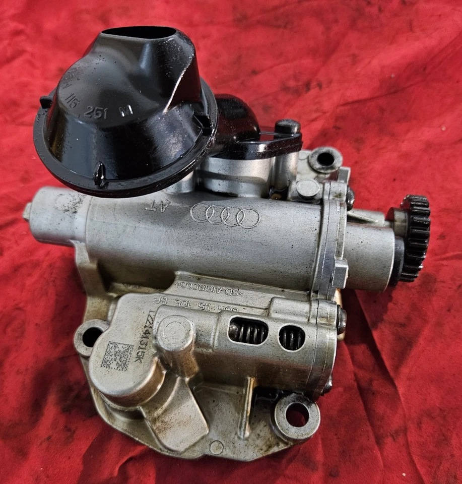AUDI A4 A5 A6 Q5 2009-2018 bomba de aceite motor todo terreno 06H 115 105 BF OEM* Foto 1 de 4