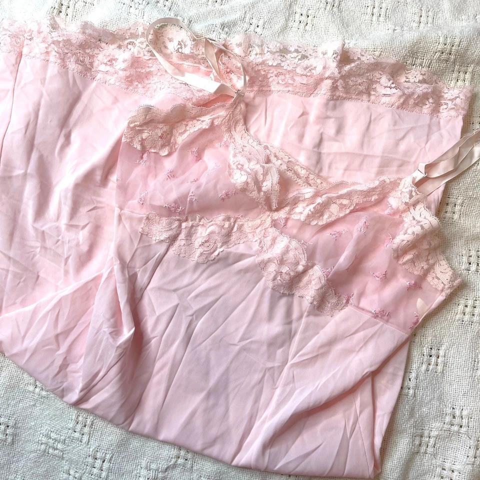 Vestido Babydoll Vintage Satinado Rosa Encaje Recortado Sin Mangas Coqueta de Hadas Transparente Foto 1 de 4