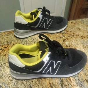 Seltene New Balance Classic Figs WL574FIG Damenschuhe Sneaker Größe 9,5 - Bild 1 von 12