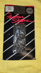 Vintage Mervyns Fashion Sheer Panty Hose Olive Size Medium Opaque NEW - Picture 1 of 2