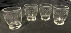 Lot of 4 - Vintage Anchor Hocking LAUREL LEAF 2.75" Clear Footed Juice Glasses - Picture 1 of 7