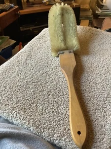 VINTAGE BACK SCRUB BRUSH, ITS 17 1/2” BY 3 3/4”. - Picture 1 of 6