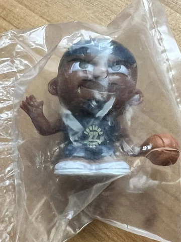 2021 NBA TEENYMATES Caris Levert PACERS 1" figure Basketball Series 7🏀NEW! Cover