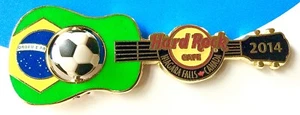 2014 HARD ROCK CAFE NIAGARA FALLS CANADA SOCCER FLAG GUITAR SERIES BRAZIL LE PIN - Picture 1 of 1