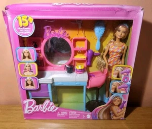 Neu beschädigte Box Barbie Puppe Friseursalon Spielset langer Farbwechsel - Bild 1 von 4