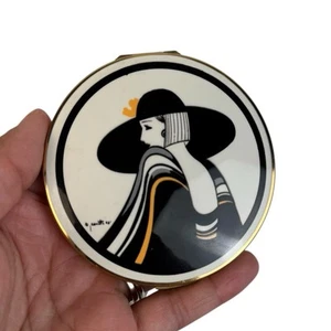 Vintage Stratton Compact Woman Hat & Scarf Art Deco Enamel Gold Tone Metal C14Q - Picture 1 of 8