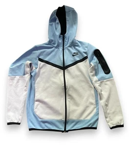 Giacca sportiva Nike blu chiaro taglia S | felpa con cappuccio design moderno come nuova unisex - Foto 1 di 5