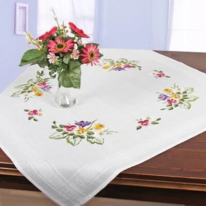 Kit de broderie - Nappe - Point plat - Point de tige pré-imprimé - Kit de bro... - Imagen 1 de 5