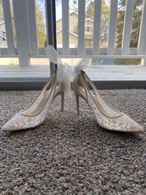 Bella Bella Edna Ivory Bridal Shoes, size 6.5 - Image 1 of 4