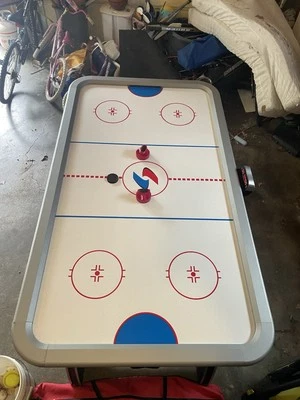 Air hockey table with paddles and pucks - Image 1 of 4