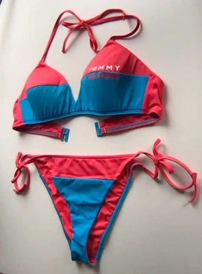 Tommy Hilfiger Bikini Set Damen rot/türkis gebraucht Gr.L Oberteil gefüttert - Bild 1 von 3