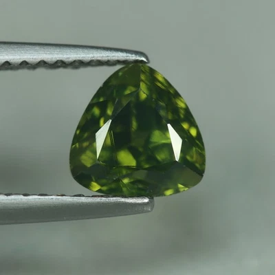 1.72 Cts_Excellent Diamond Sparkle_100 % Natural Unheated Green Zircon_Srilanka - Image 1 of 3