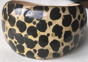 handcrafted bracelet lucite leopard cheetah hand painted wide bangle - Picture 1 of 2