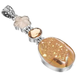 "Colgante de libra esterlina con flor de citrino druso titanio druso en tono oro 925, 2 3/8" - Imagen 1 de 3