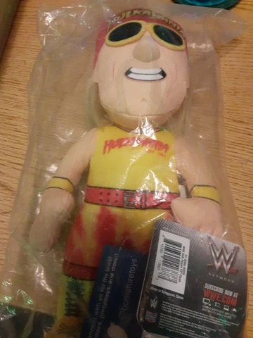 NEW with tag Bleacher Creatures WWE Legend Hulk Hogan 10" Plush Figure sealed Cover