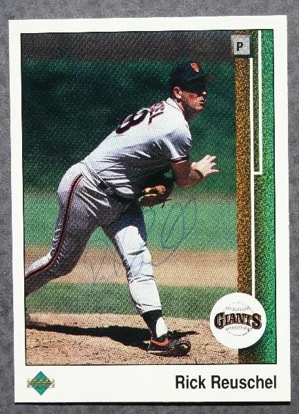 San Francisco Giants Star Rick Reuschel signed autographed 1989 Upper Deck card- - Image 1 of 1