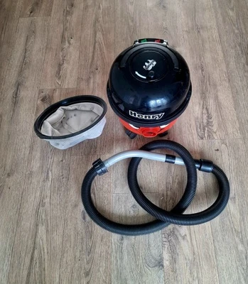 Numatic HENRY Hoover HVR 200-11 Vacuum Cleaner Corded 620w  1  speed ivgc  - Image 1 of 4