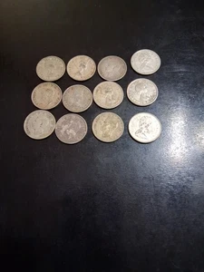 12 Silver Canadian Quarter Lot - Picture 1 of 2