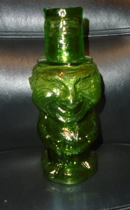 VINTAGE TIARA INDIANA GLAS CHANTILLY GRÜN LUSTIGER BERGSTEIGER MANN KARAFFE/SHOT - Bild 1 von 3