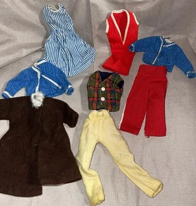 Vintage 50er Jahre Barbie Ken Kleidung Konvolut Hosen Weste Kleider usw. - Bild 1 von 6