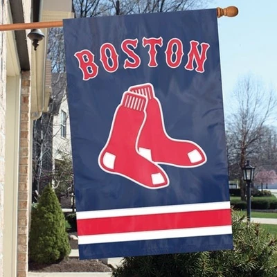 Boston Red Sox Dos Caras 44X28 Apliques Bandera Bordado Resistente a la Intemperie Nuevo Con Etiquetas Foto 1 de 4