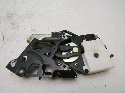 Atuador de potência tampa traseira porta traseira motor Q45 2002 2006 porta traseira - Imagem 1 de 4