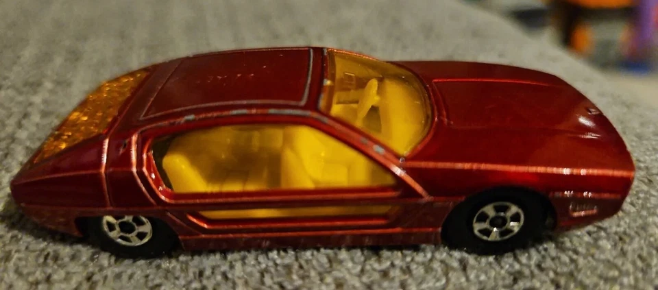 Matchbox Lesney 1969 rojo caliente Lamborghini Marzal coche #20 ruedas finas súper rápidas Foto 1 de 4
