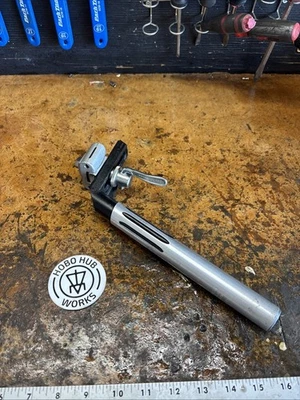 Tija de sillín ajustable Sakae Ringyo modelo MTE-100 vintage, 28,6 mm negra/plateada Foto 1 de 4