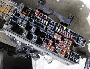 Ford Edge 2012 2013 2014 2015 Factory Engine Fuse Box Relay Block CT4T14290GH - Picture 1 of 2