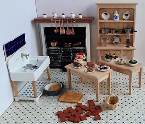 1:12 dollshouse vintage kitchen furniture and accessories bundle, job lot - Picture 1 of 7