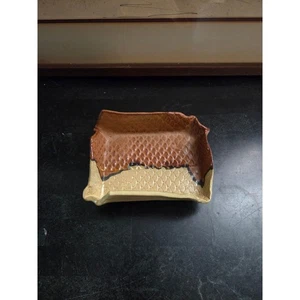 MM Studio Pottery Tray 6"x4.5" Brown Tan Snake Scale Textured Glaze Signed - Picture 1 of 6